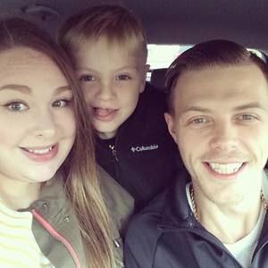 Meet your Posher, Evelyn